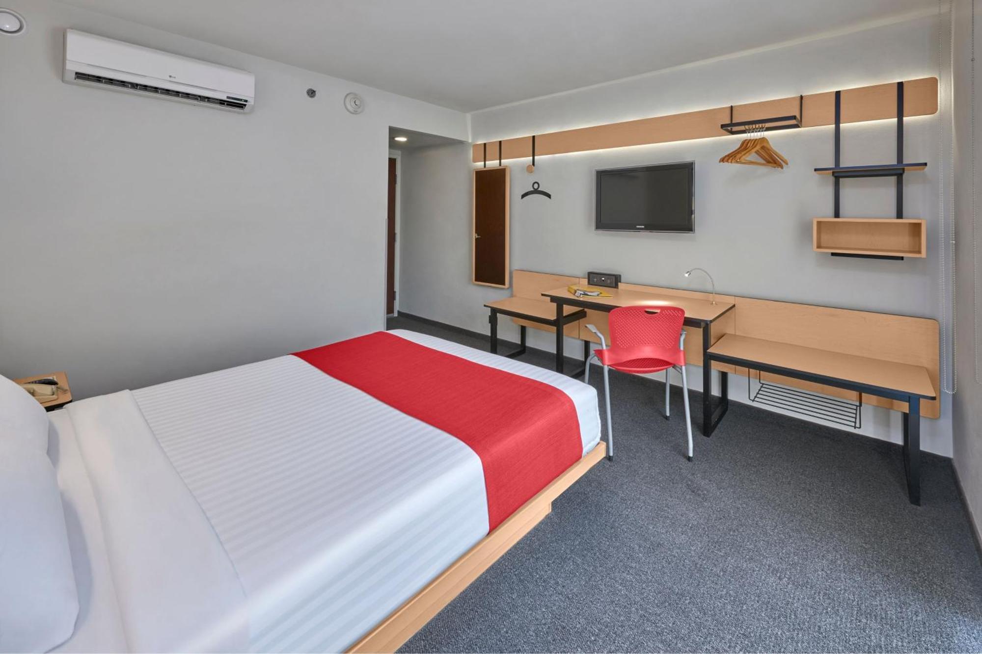 City Express By Marriott Queretaro Jurica Buitenkant foto