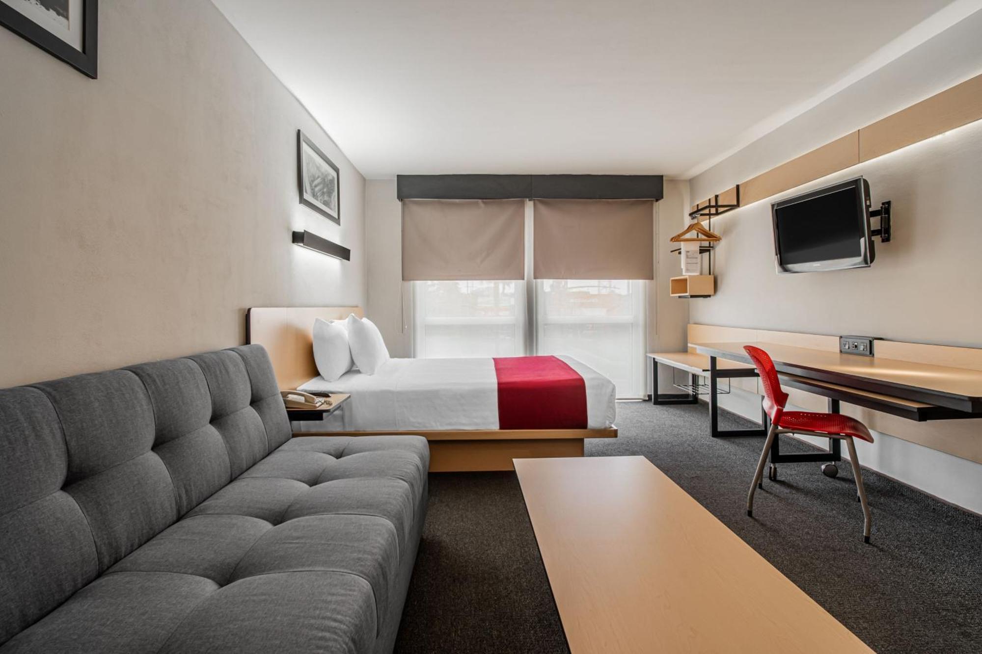City Express By Marriott Queretaro Jurica Buitenkant foto