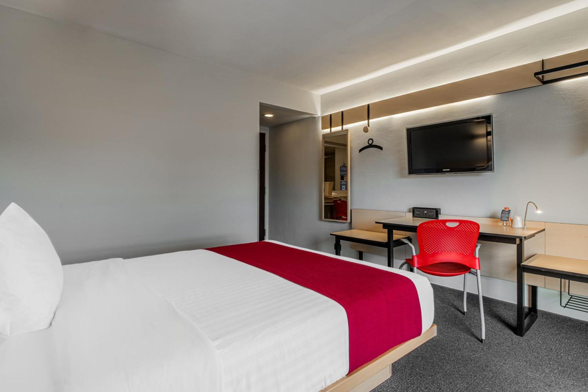 City Express By Marriott Queretaro Jurica Buitenkant foto